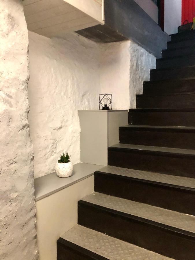 La Maison d'Alix, à l'intérieur de la Cité médiévale! Carcassonne Extérieur photo